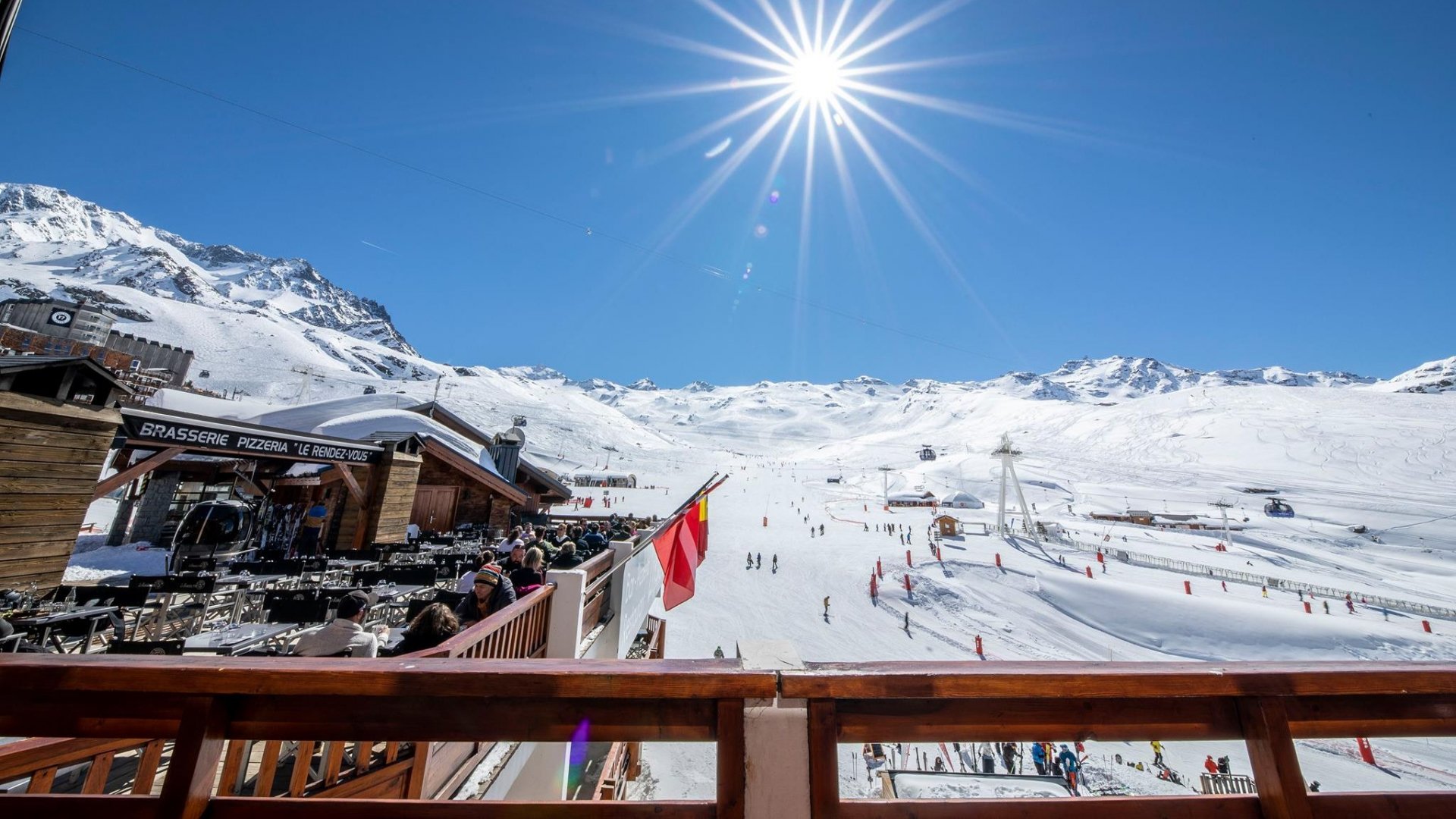 The Best Bars and Restaurants | Val Thorens 2300